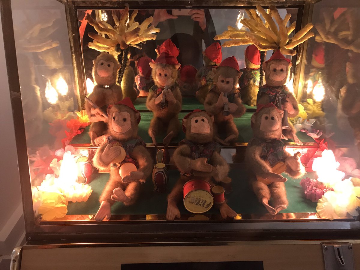 ste8's tweet photo. A #xamarin event cannot be without monkeys!! #mvvmcross #MvvmCrossHackDay https://t.co/JSQKC5IodK