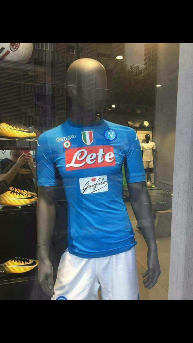 bettegabn's tweet photo. Beato quello che ha fatto la maglia .
Veggente . https://t.co/wOPzD9idWh