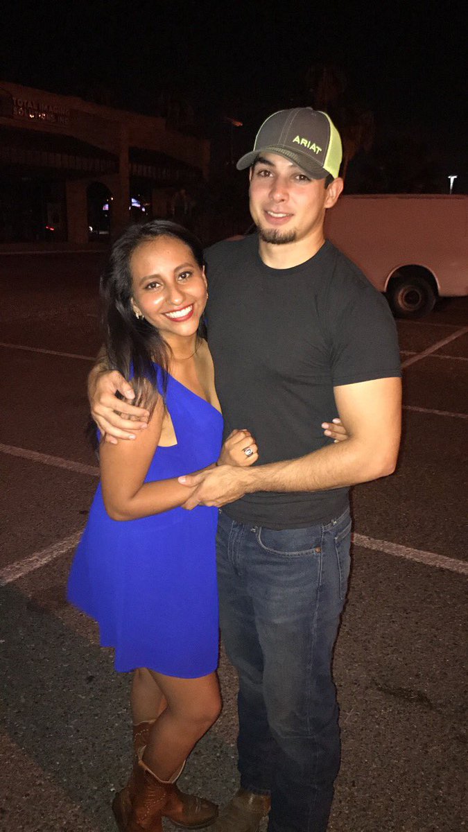 v_ovalle15's tweet photo. Ever since Wednesday at 10pm my mood has been amazing 💕
#GoodbyeNight https://t.co/330OUzLrvL
