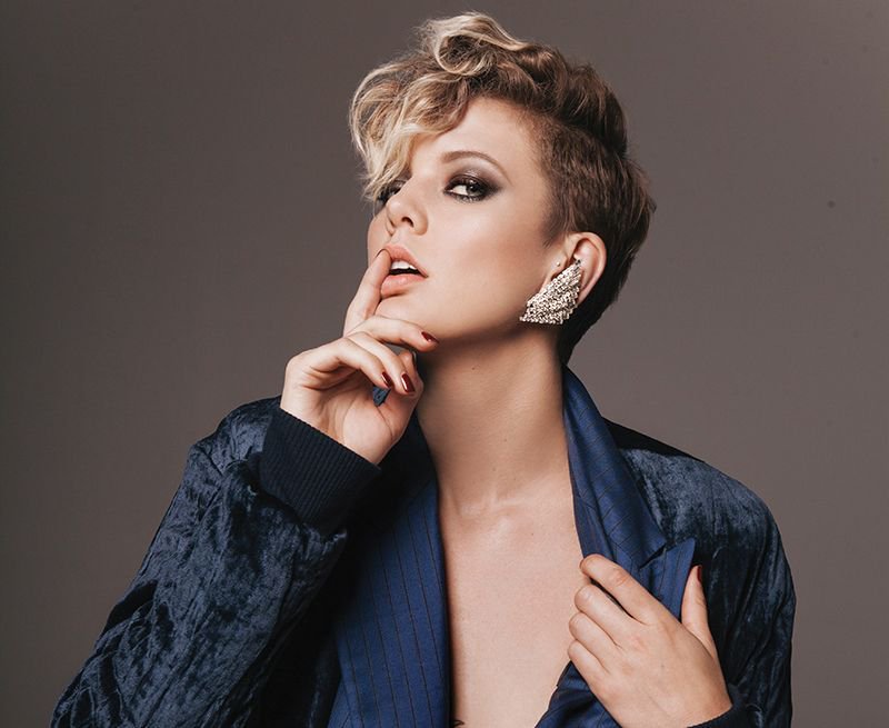 soviconcerts's tweet photo. Get your tickets to @BettyWho for tomorrow night before they sell out!  -> https://t.co/qZCI21GFbi https://t.co/LLJ9iwCzdL