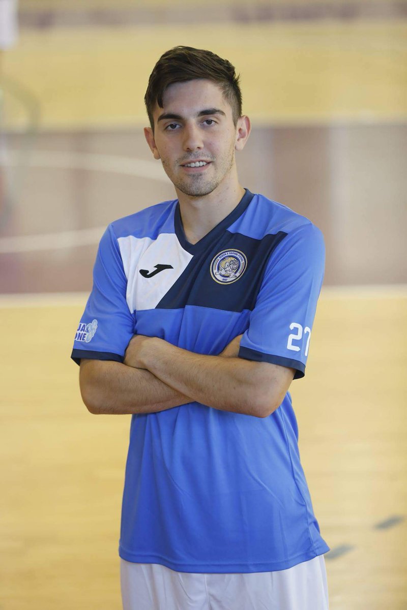 aesc5's tweet photo. ⚽ Primero gol con nuestra camiseta de Sergio Quilez Vivar @sergioquilez24 en amistoso contra Bisceglie

Bravo Sergio💪

#ilfutsalamiapassione https://t.co/i1nazKfZvy