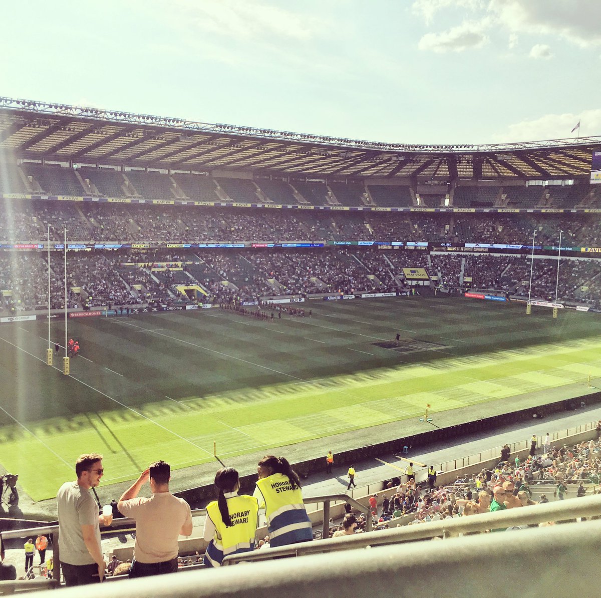 Parsons_92's tweet photo. Fantastic day at the #londondoubleheader brilliant performance from @LiRFC back in the premiership with a bang 🍀 🏉🍺#boysarebackintown https://t.co/NgjjVFqaM9