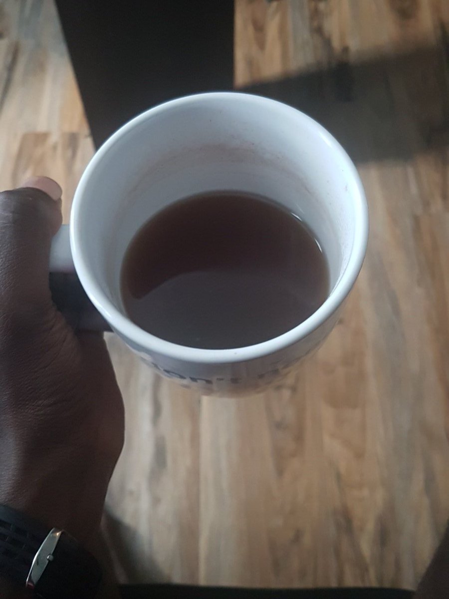 _juliusmorris's tweet photo. You can never go wrong with herbal tea !! ... #FuelClean #FuelNatural .. You body is only as strong as how you treat it!! https://t.co/eJNpbfELd1