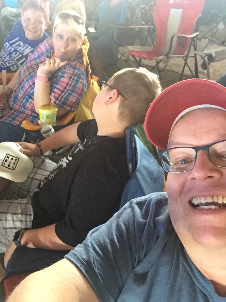 theLarryInGA's tweet photo. Enjoying We Are Messengers currently and super excited to see @zachwilliams. Thank @1047TheFish for #CFATL https://t.co/1f87KWe8dT