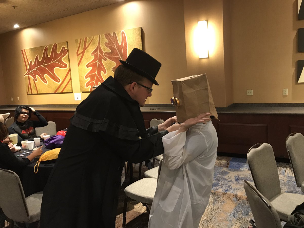 ParanoidThird's tweet image. //cosplay pics yay