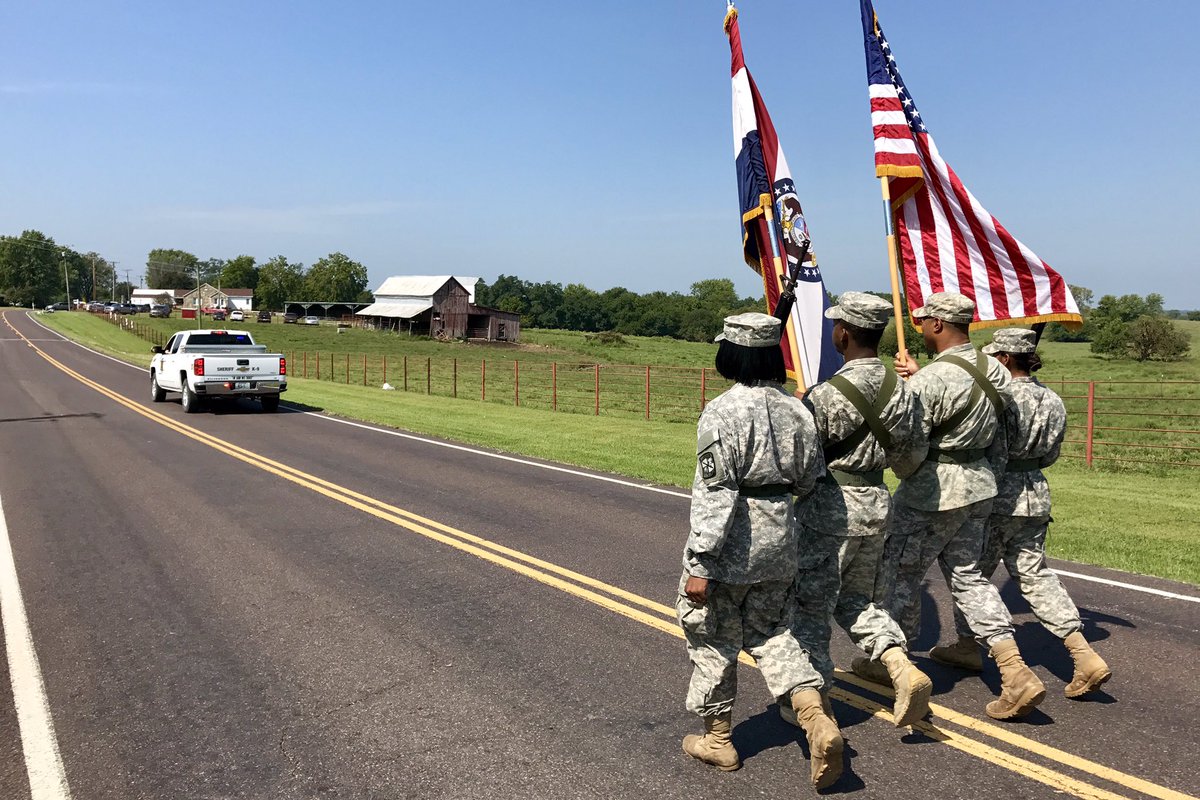 LUArmyROTC's tweet photo. High Point Homecoming Parade (02 SEPT)
#ArmyROTC #HOOAH #ThisIsLincolnU #PershingRifles #PershingAngels https://t.co/LW3hDbVzmH