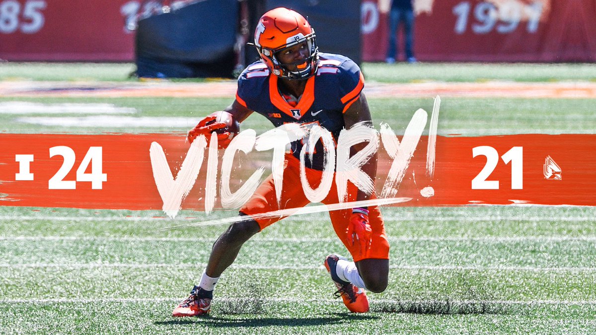 IlliniFootball's tweet photo. VICTORY!!! #ILLINI https://t.co/Jxf4Qgxexb