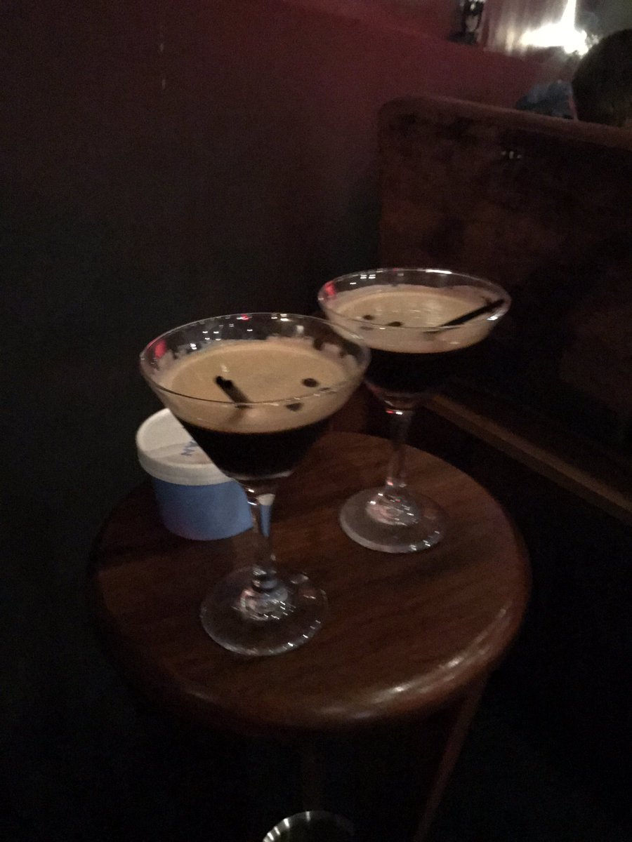 S_Chelvan's tweet photo. #expressomartinis @Everymancinema on the green #islington #GodsOwnCountry @chelvanstanmore with honeycomb chocolate ๐ซ๐ https://t.co/TaFTmyo0Hu