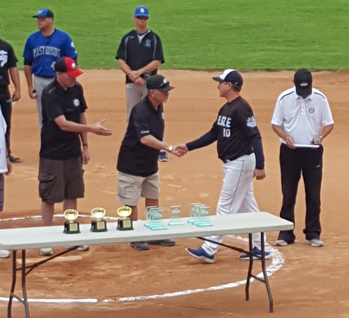 bibster19's tweet image. Congrats on the 3B All-star award @m_lawton @DelisleDDogs