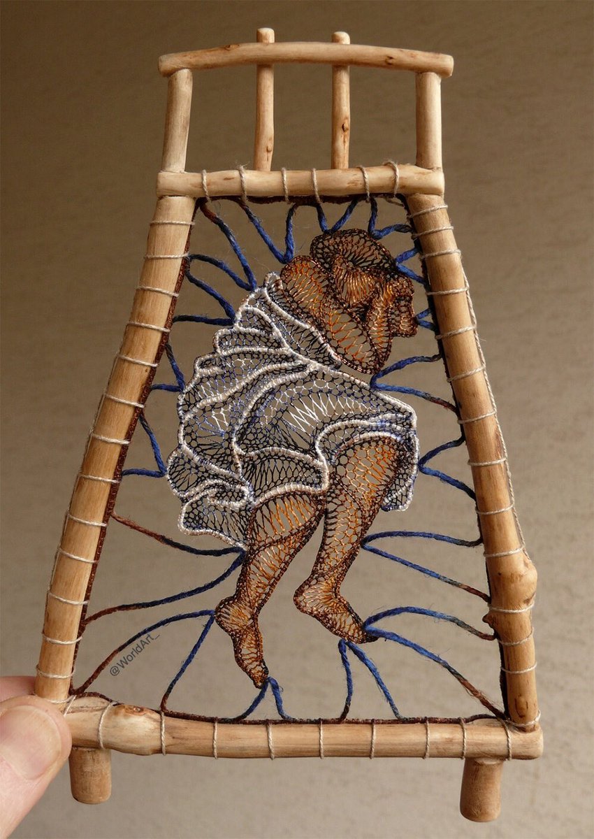 WorldArt_ tweet picture