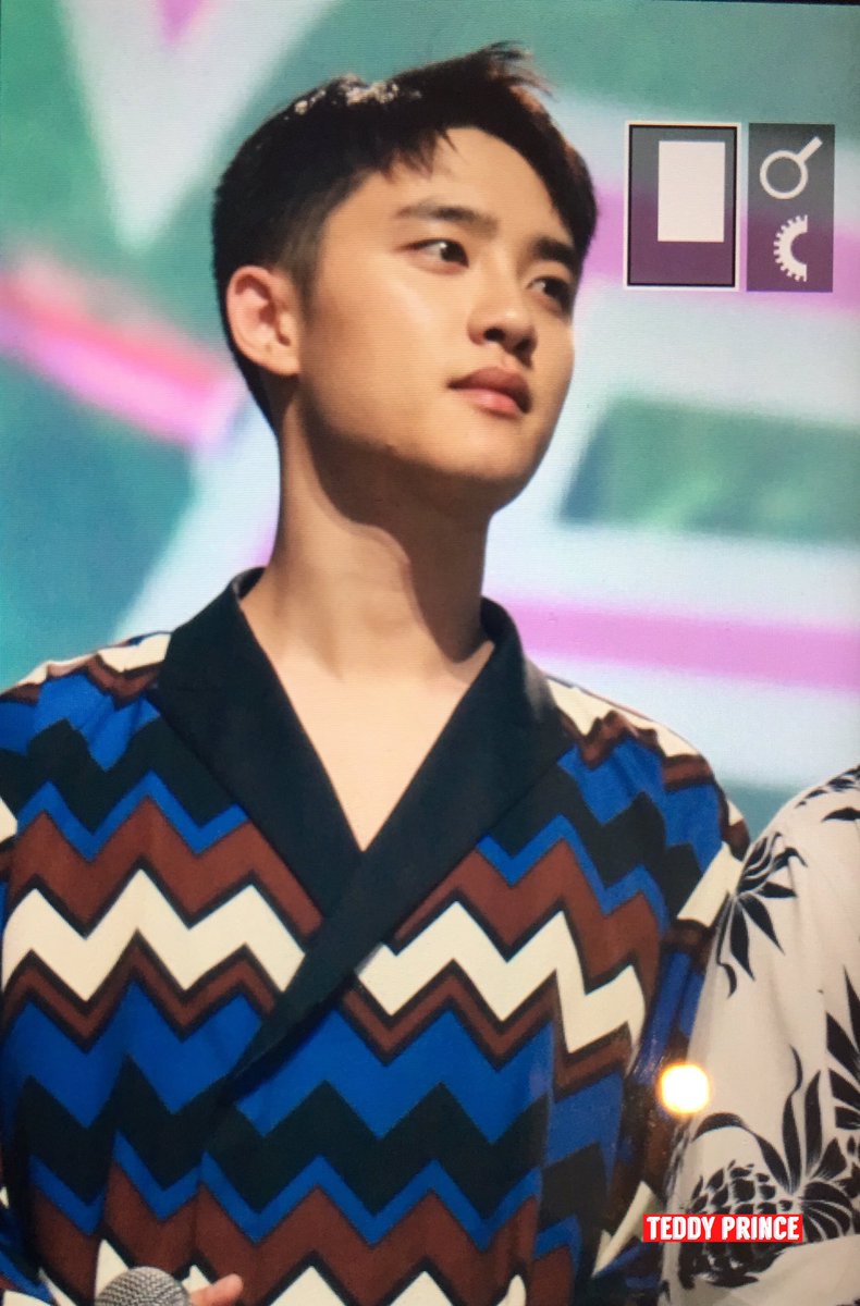 TeddyPrince1412's tweet photo. #디오 #경수 170902 Music Bank Jakarta Preview https://t.co/TG0MbdGwa8