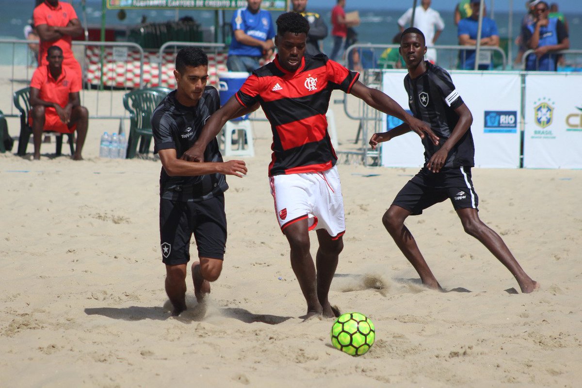 .<a href="/Flamengo/">Flamengo</a> vence <a href="/BotafogoOficial/">_Botafogo_</a> e enfrenta o <a href="/VascodaGama/">Vasco da Gama</a> na final da Copa sub20 - cbsb.com.br/index.php/flam…

#beachsoccerbrasil #somospenta