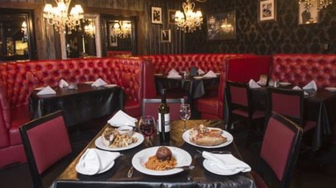 CaposRestaurant's tweet photo. The perfect set up...
Call us for reservations: 702.364.2276 or click here: https://t.co/noZ3eDgjuw
#CaposRestaurant #CaposSpeakeasy https://t.co/9XRAQ6NAc7