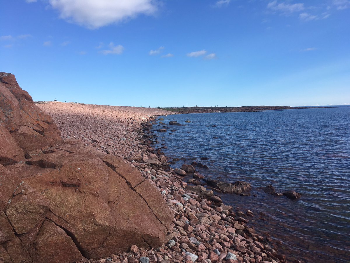 GreatSpiroTiger's tweet photo. Hiking Nörrfällsviken naturreservat #HögaKusten #seaside #outdoors #nordicwalking #fromthepier #timetoplay #minking https://t.co/1Ov2f1A3B5