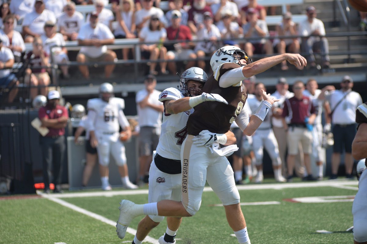 MontanaGrizFB's tweet photo. That's the end of the 1st Quarter! Griz 10, Valpo 6. #GoGriz #UMvsVALPO https://t.co/PhOzqPd4PT