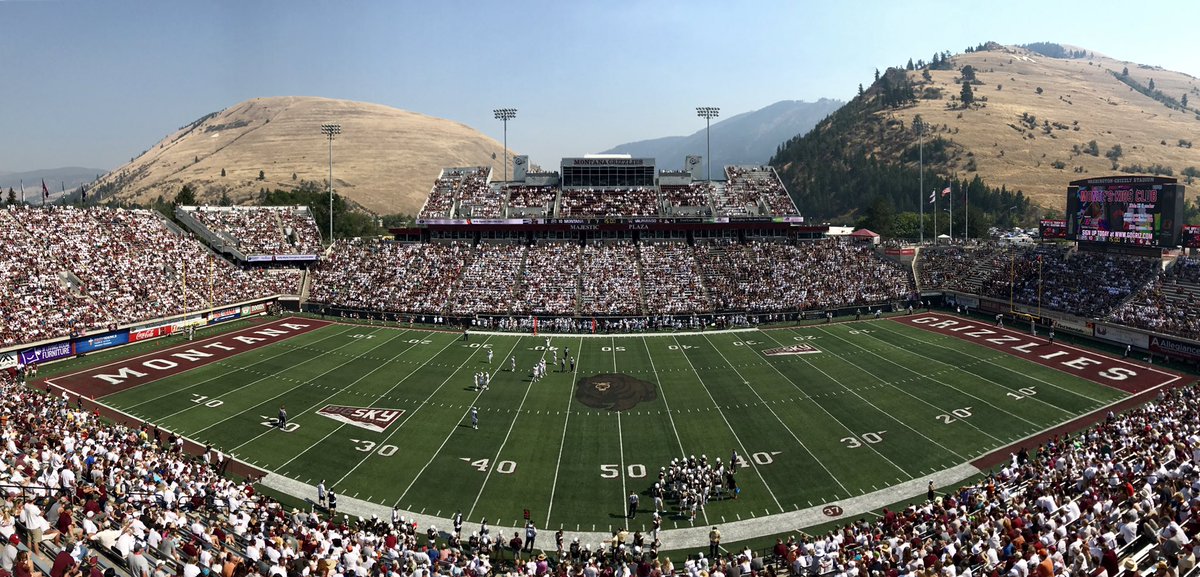Amie_Just's tweet photo. Best view in the house, I'd say. #GrizFB #UMvsValpo https://t.co/hNzpWjyoYf