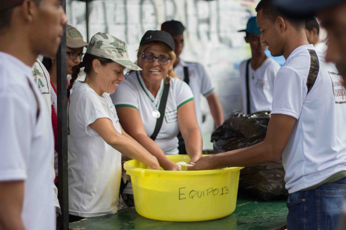 ElEvangelioC's tweet photo. El amor de Jesús nunca nos ha abandonado, por eso, podemos decir: ¡No desistiremos en la fe y trabajo de unidad #PorTiVenezuela! https://t.co/dohBdfss1w