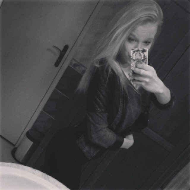 Julliaa00's tweet photo. Just me <3 https://t.co/Ti7gAAlb5w