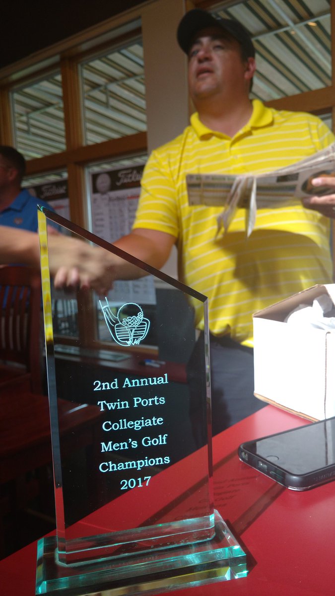 uws_golf's tweet image. #champs 

Uws claims first in the twin ports invite!!