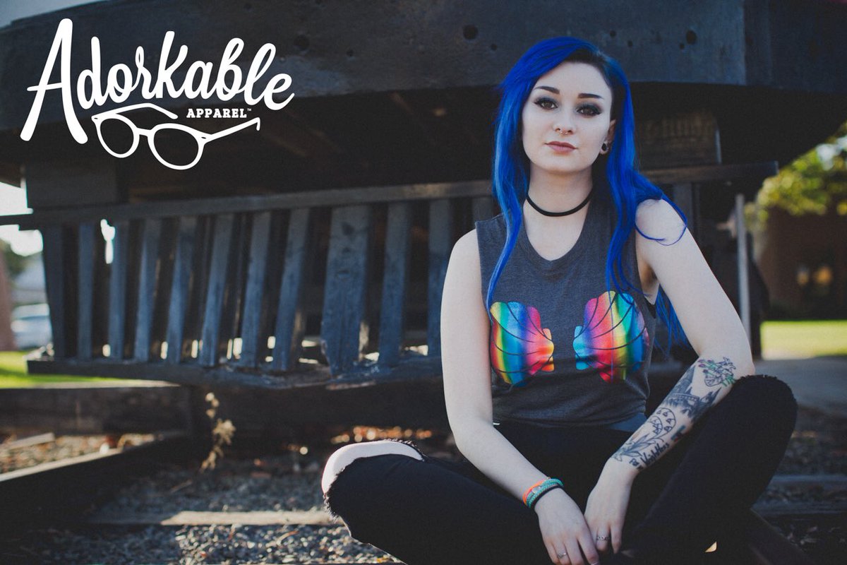 AdorkableNews's tweet photo. The Rainbowfish shells are out now! Shop this unisex 💪🏻 tee here: https://t.co/kEa3PjUISV #mermaidarmy model: @alinareanna https://t.co/aHh42NqWhy