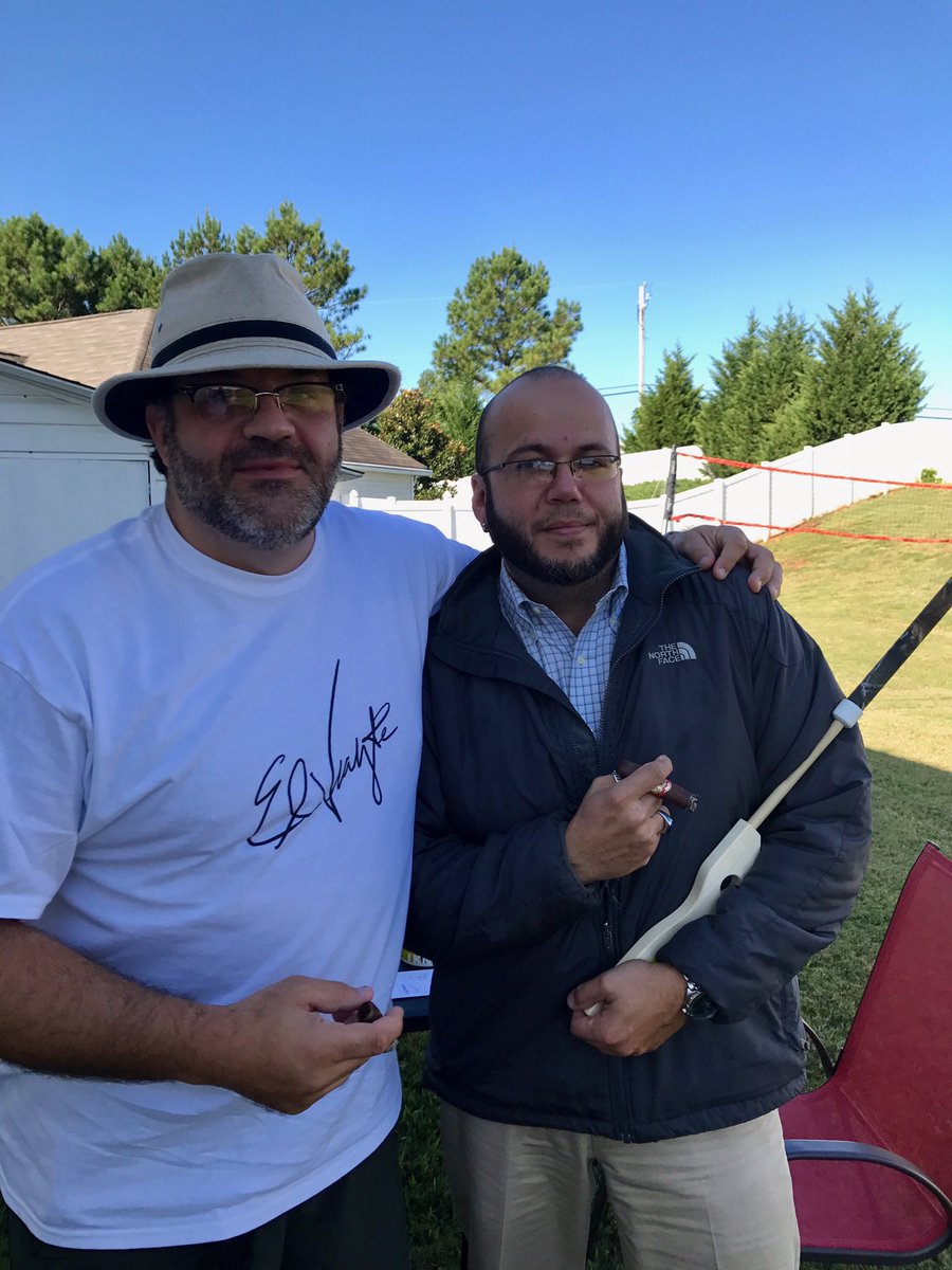 stogieroadcigar's tweet photo. Another great show! Thank you to the #VSRCIGARFAM and the #VSRCREW https://t.co/VWIBsBDkPF