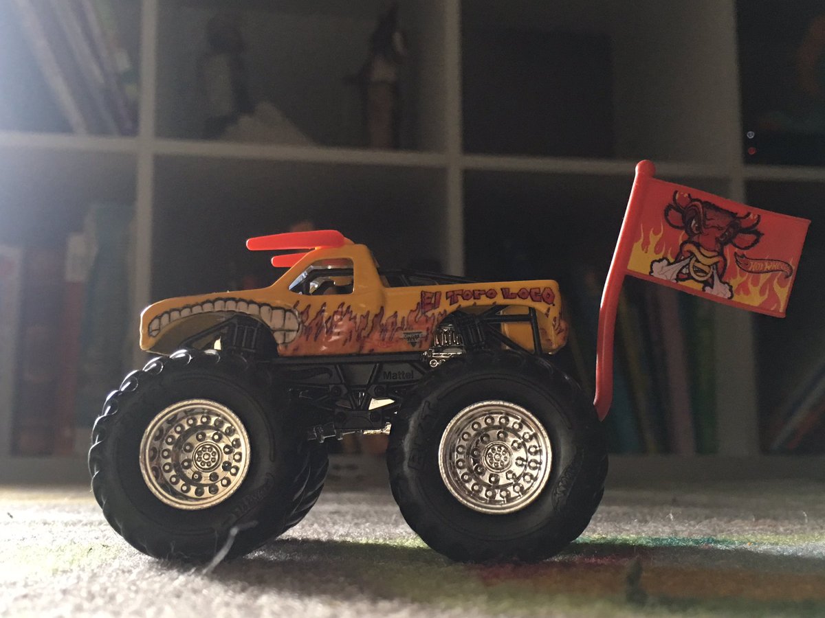 Kedodek's tweet photo. If there was a #monstertruckgame this would be my #ingamename 👹 #gamegoals 👹 Kedodek1 https://t.co/CxW2XO9l3k