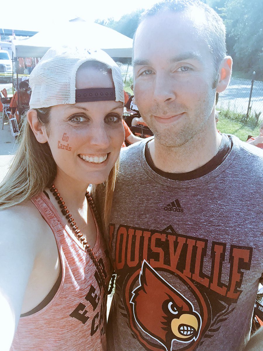 MattiB84's tweet photo. My brother came to join the fun!!! #heisthegoodone #cardnation #beatpurdue https://t.co/dovD4kc3Lu