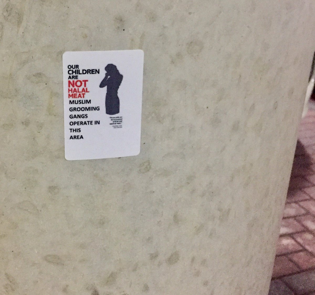 bethany9910's tweet photo. Spotted in Manchester at the Trafford Centre https://t.co/IhJ2bOzkCF
