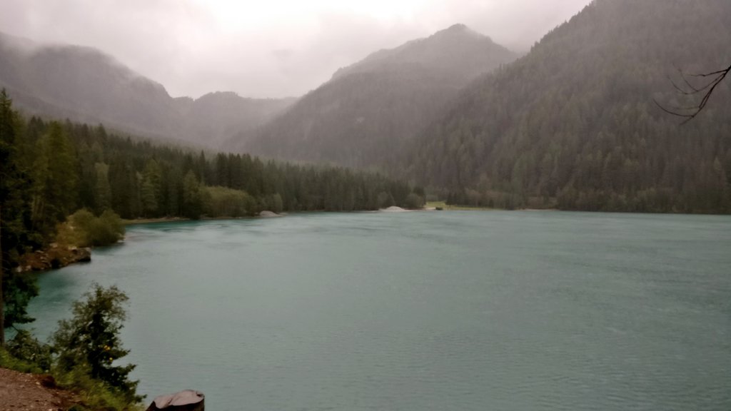 LucaMeggiorin's tweet photo. A volte la pioggia rende un'esperienza più memorabile.
Lago di #Anterselva #Antholzer https://t.co/TNAUEJ0UBI