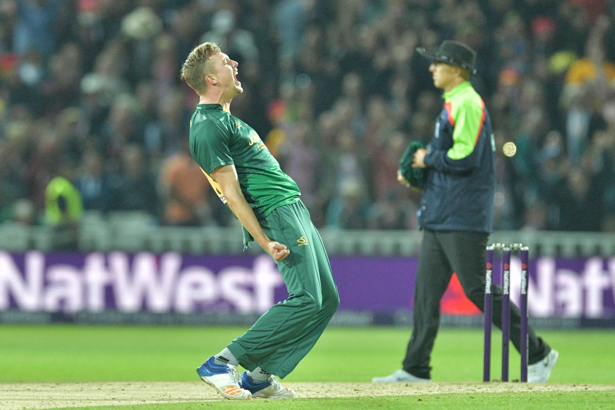 TrentBridge's tweet photo. Notts Outlaws become the first team to complete the domestic white ball double since Hampshire in 2012. Let's celebrate #Outlawed https://t.co/DJJyFMMnFu