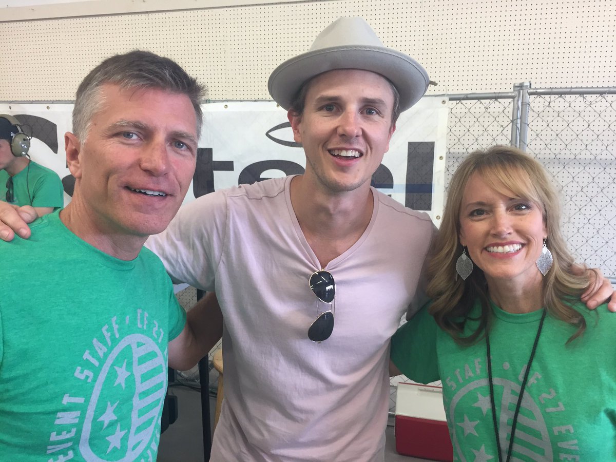 taylorscottbike's tweet photo. So great to chat @StarsGoDim @KevinAndTaylor @Fit_Kev @CelFreedom @1047TheFish #CFATL https://t.co/ZpghDq3hJX