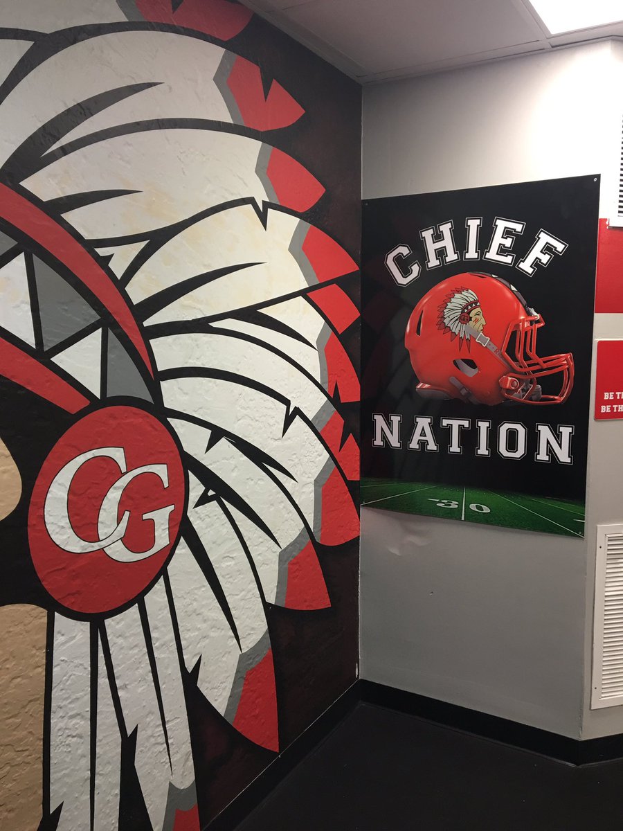 Redskins32's tweet photo. @Pbender4 All-ready 4 TD Pass tonight #ChiefNation #WheelingDealing #AirRaid @JayhawkSlant @meacham_doug https://t.co/PxKApGV1Lv