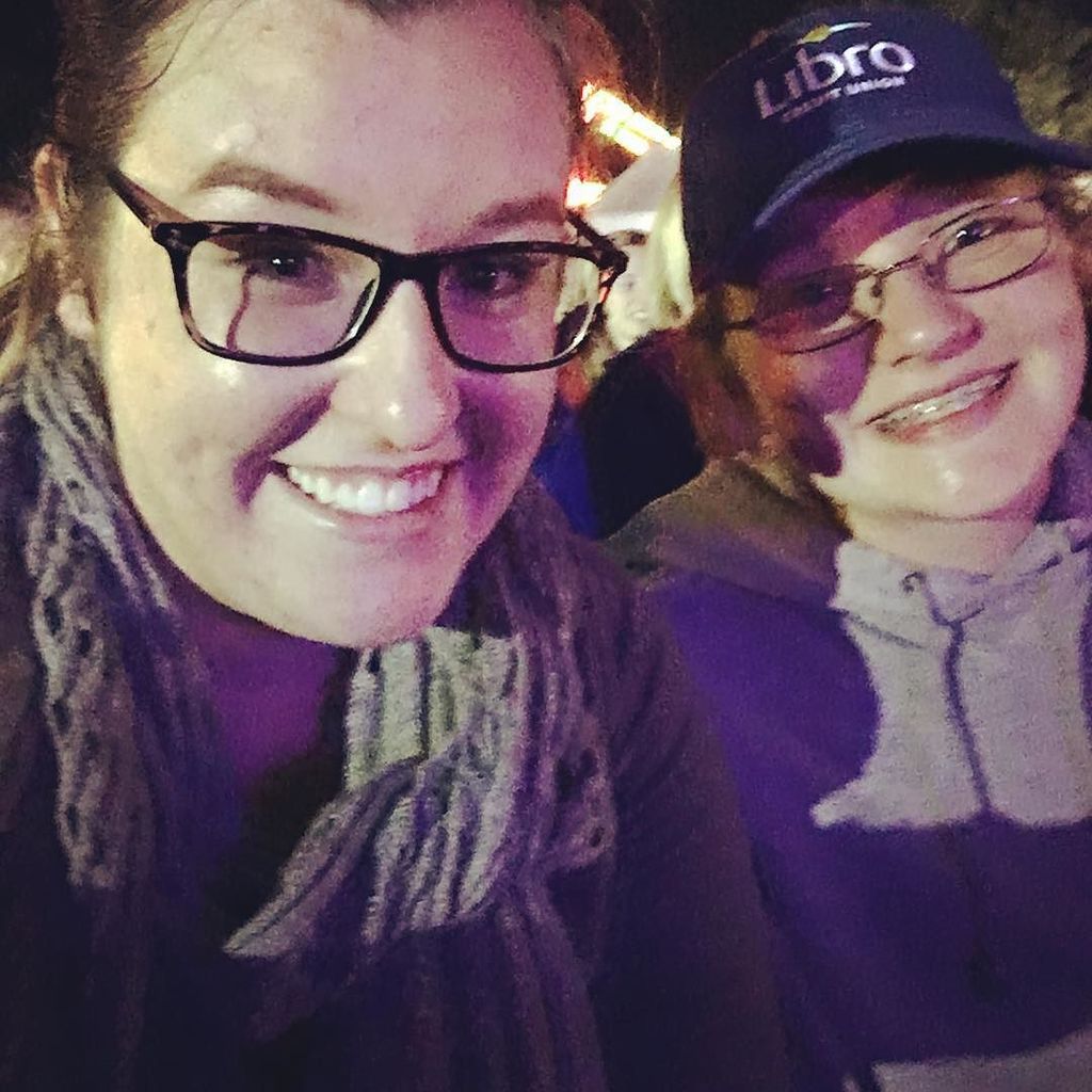 nicholebarraco's tweet photo. This photo was taken about 30 seconds after Heather completely fangirled on me. All cause @madelinemerlo played 5-1-5-0! #loveher #greatcon… https://t.co/od5w59YPnG