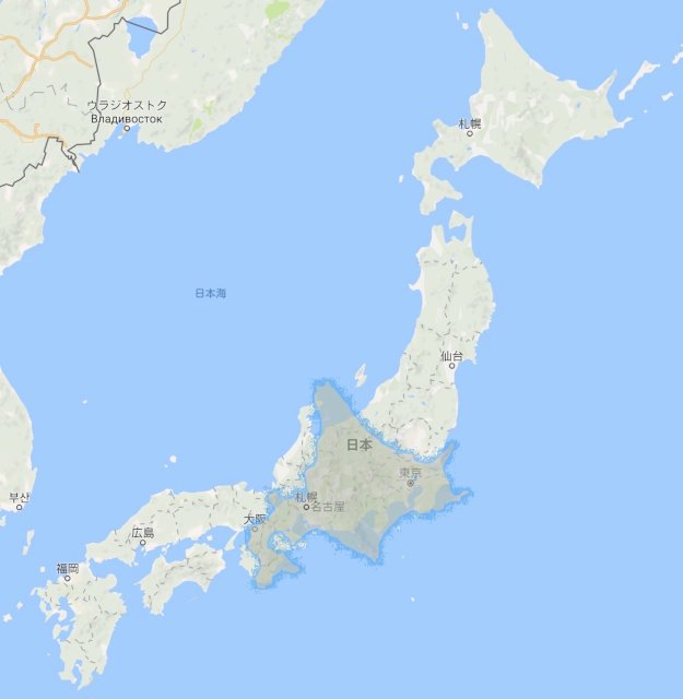 三日画師 北海道の大きさを説明するのに北海道 の地図を本州の上に持ってきて比較することがあるけど Googleマップはメルカトル図法なので要注意 緯度によって距離や面積が変わるので 北海道が必要以上に大きくなる 同じような距離に見える釧路 函館は約