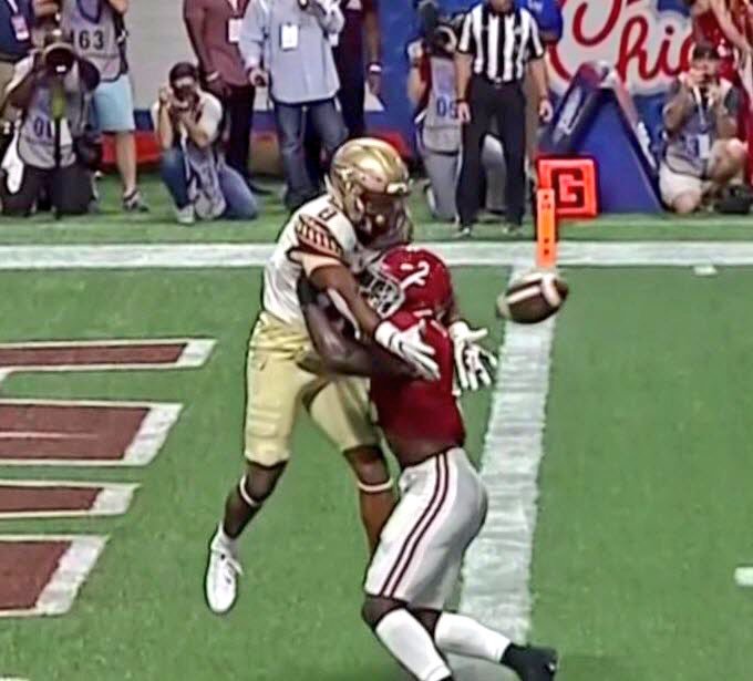 ryanpduffy's tweet photo. This is a mauling. But #notpassinterference https://t.co/Mw9IbxoutE