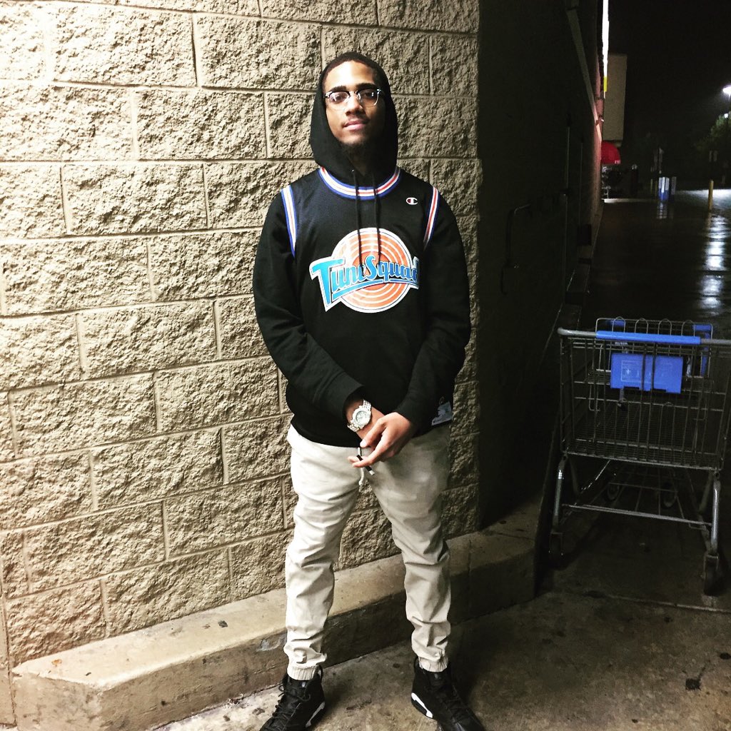 Hotboy574 tweet picture