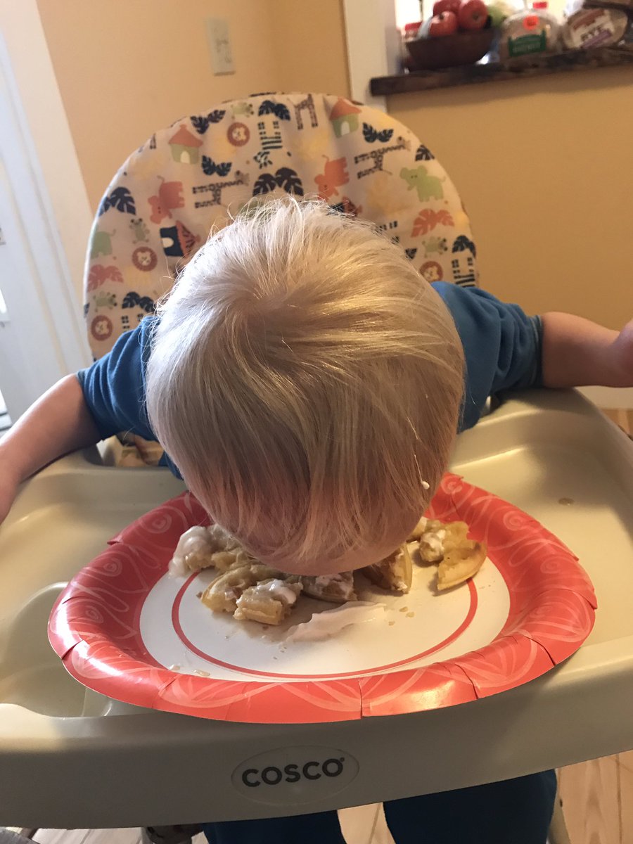 FreeSpiritMoon's tweet image. Waffles and whip cream! Nom nom 😄❤️