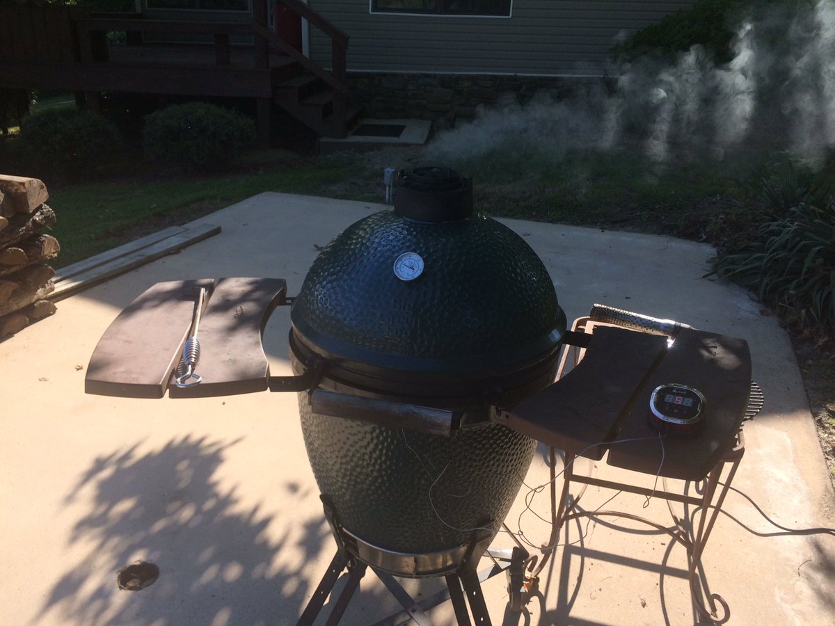 tommycraftespn's tweet image. Best seat in the house for watching CFB and the concession stand is pretty BA too!   #HitThatLine