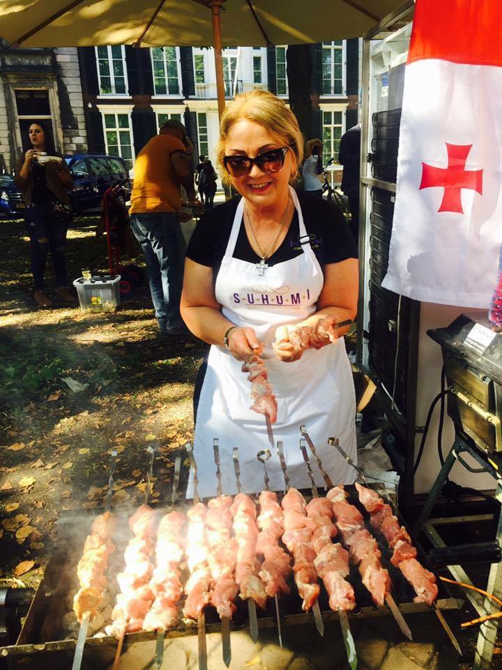 GEOembassyNL's tweet photo. #Georgian corner at the International Market of the @EmbassyFestival 2017 https://t.co/sK3EPqJhLN