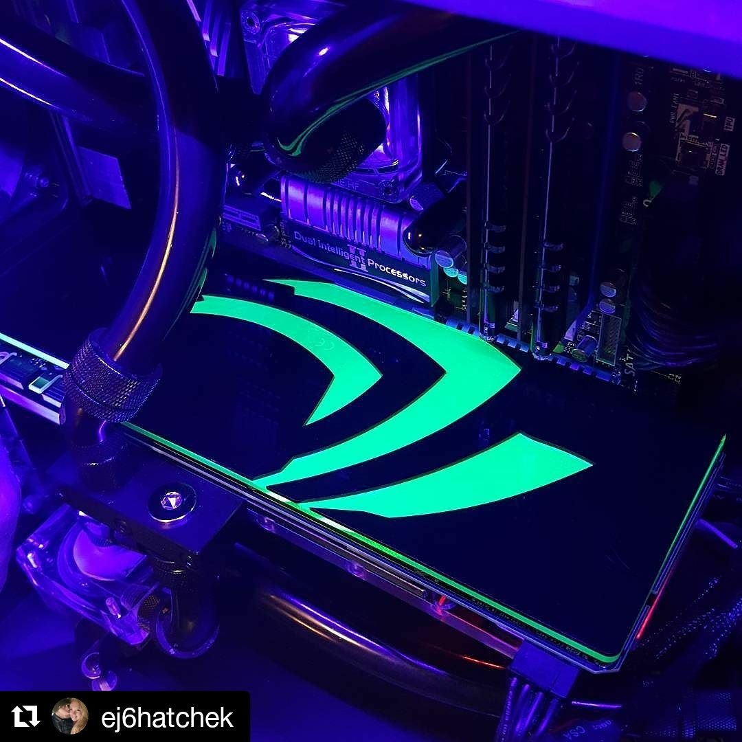 V1Tech's tweet image. #Repost @ej6hatchek &quot;This is SO beautiful. Perfect to top off this gorgeous 1080 gpu. #v1tech did a amazing job mastering this.&quot;