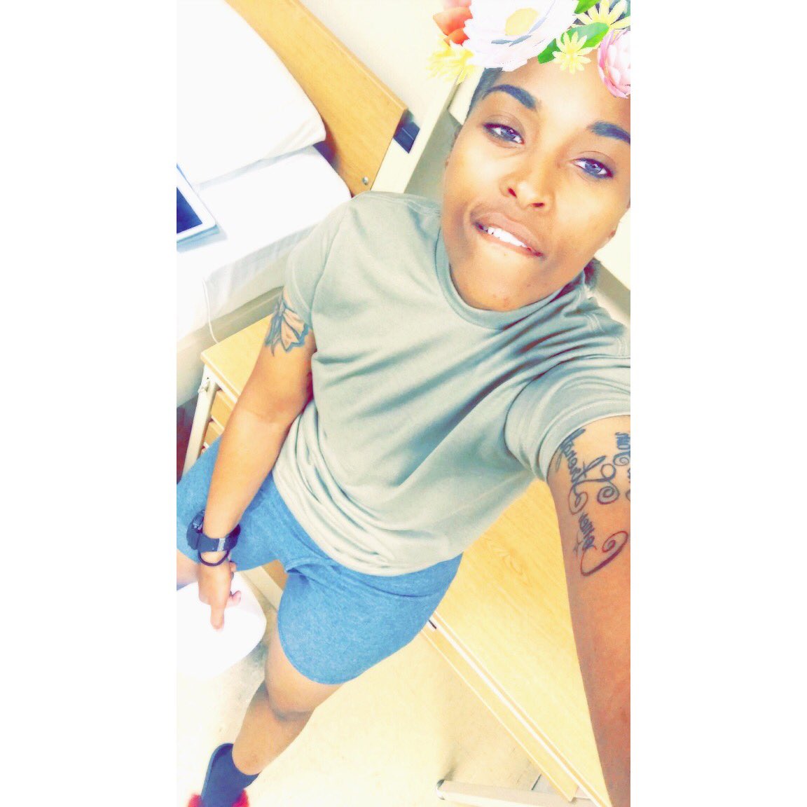 TiiFFANY__'s tweet photo. If it's pressure let me know🤷‍♀️ https://t.co/xoHidBLzV8