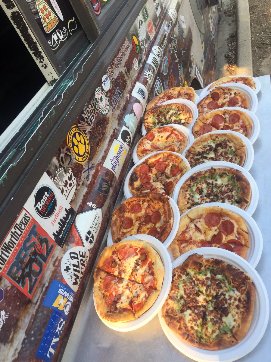 Where's the best place to watch <a href="/TCUFootball/">TCU Football</a>? Here at <a href="/ClearforkPark/">Clearfork Food Park</a> with <a href="/Eatrollinstone/">Rollin-Stone Truck</a> <a href="/ZaTaRtruck/">ZaTaR Truck</a> here's our #pregame #pizza #beer