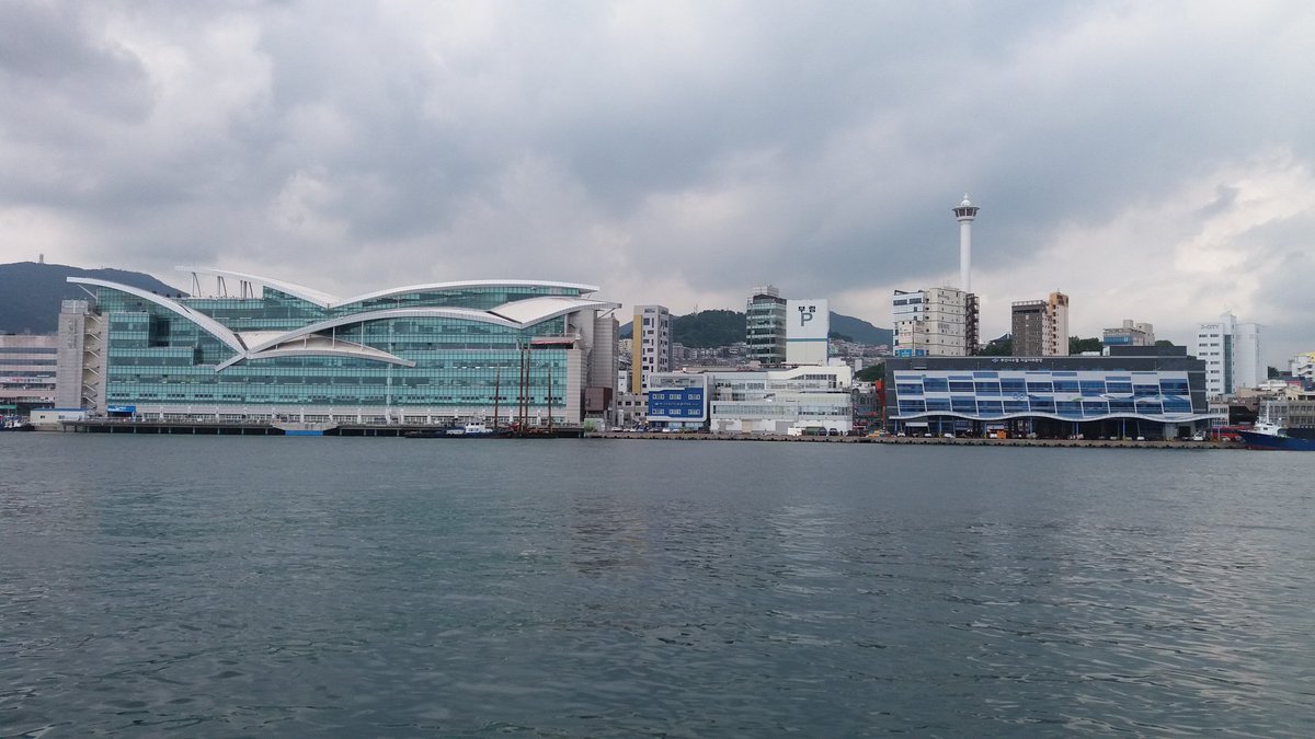 하늘의 구름과 🌄📱바다며 경치를'량호함 **************************************