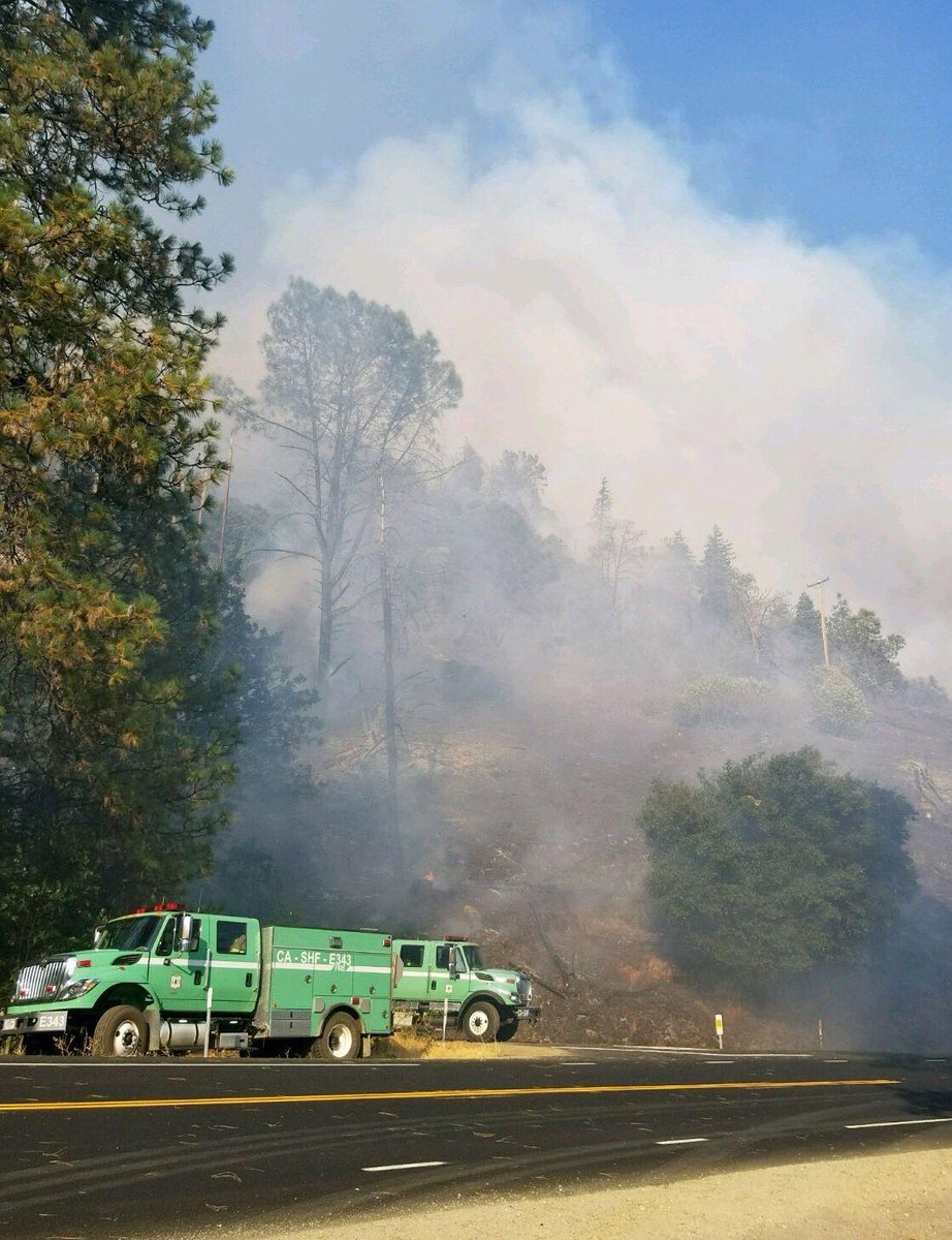 SoCalUSFS_Fire's tweet image. High temps &amp;amp; low humidity fueling increased fire activity. Follow your local forest for updates! inciweb.nwcg.gov/state/5/ #HelenaFire photo