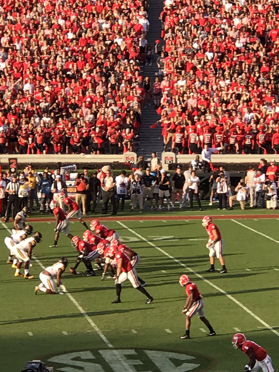 HocoLocos's tweet photo. Congratulations to our former QB1, @FrommJake , for making his first college start as a Dawg! 🐻⬇️ https://t.co/ztazp9j8zI