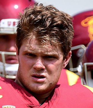 BleacherReport's tweet image. No. 4 USC and Western Michigan are tied at the half...