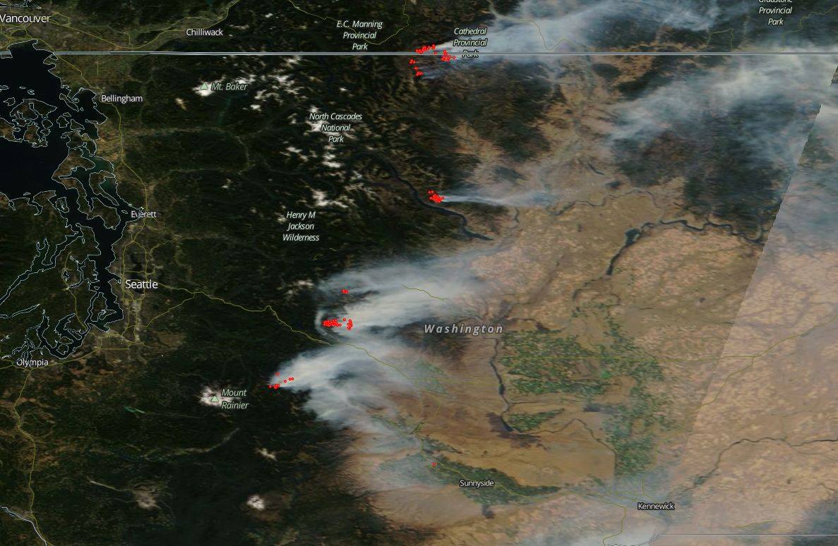 stevekigginstv's tweet photo. #CleElem and #Roslyn declare emergencies because of #JollyMountainFire growth. MORE >>> https://t.co/To5vstDQcb #WaWildFire #Q13FOX https://t.co/mj5lTU7wHE