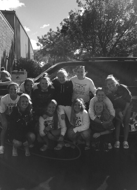 anokahockey's tweet photo. Do you want your cars washed by cute kids like us? Stop by September 7th from 6pm-8:30pmπ you'll leave squeaky clean ππ¦ #AGHT #itsforacause https://t.co/vtpEEBAFzg