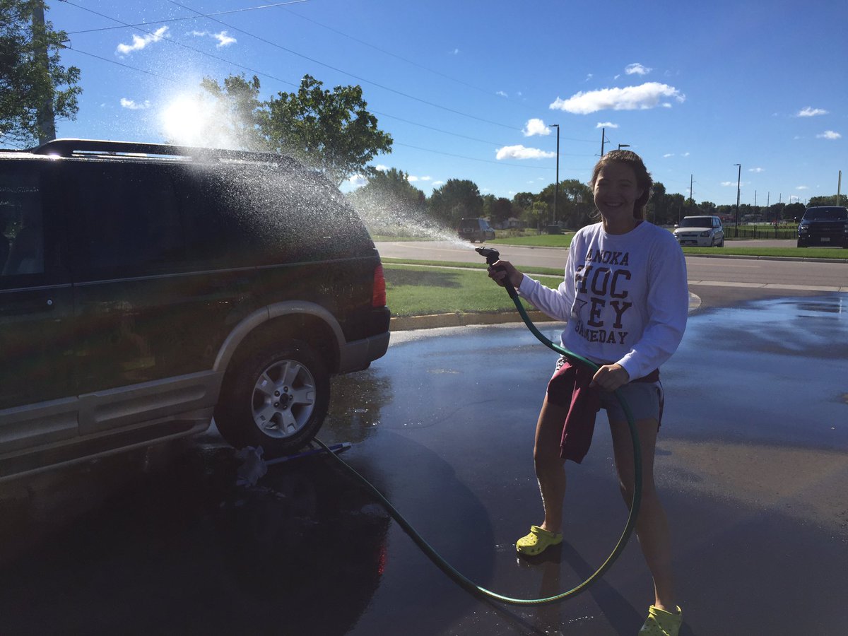 anokahockey's tweet photo. Do you want your cars washed by cute kids like us? Stop by September 7th from 6pm-8:30pmπ you'll leave squeaky clean ππ¦ #AGHT #itsforacause https://t.co/vtpEEBAFzg