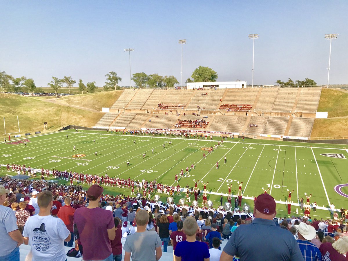 FinLitJoe's tweet photo. @wtamu @WTSuccessCenter @wtalumni and WT #Buffs are out cheering on the WTAMU Buffaloes! #gobuffs! #buffsmart #FinLIT! https://t.co/obOAItIgj0